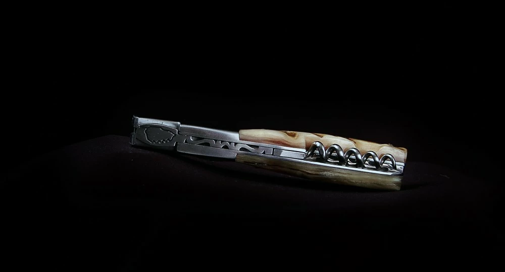 Vendetta ZURIA Tire-bouchon Damas Corne 6 Vendetta ZURIA Tire-bouchon Damas Corne – Image 4